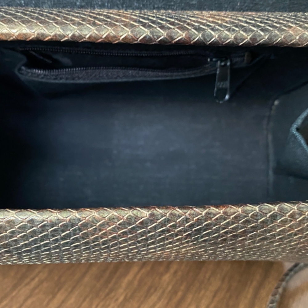 Iridescent Olive Faux Snakeskin Bag - Picture 6 of 8